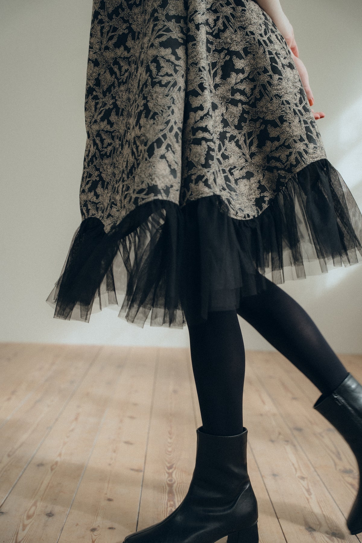 model:173cm size:M/Short color:ブラック
