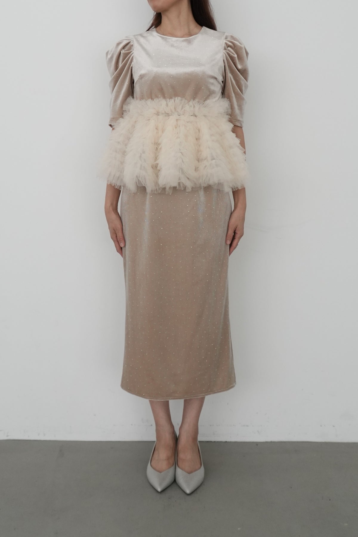 model:164cm size:S color:ベージュ