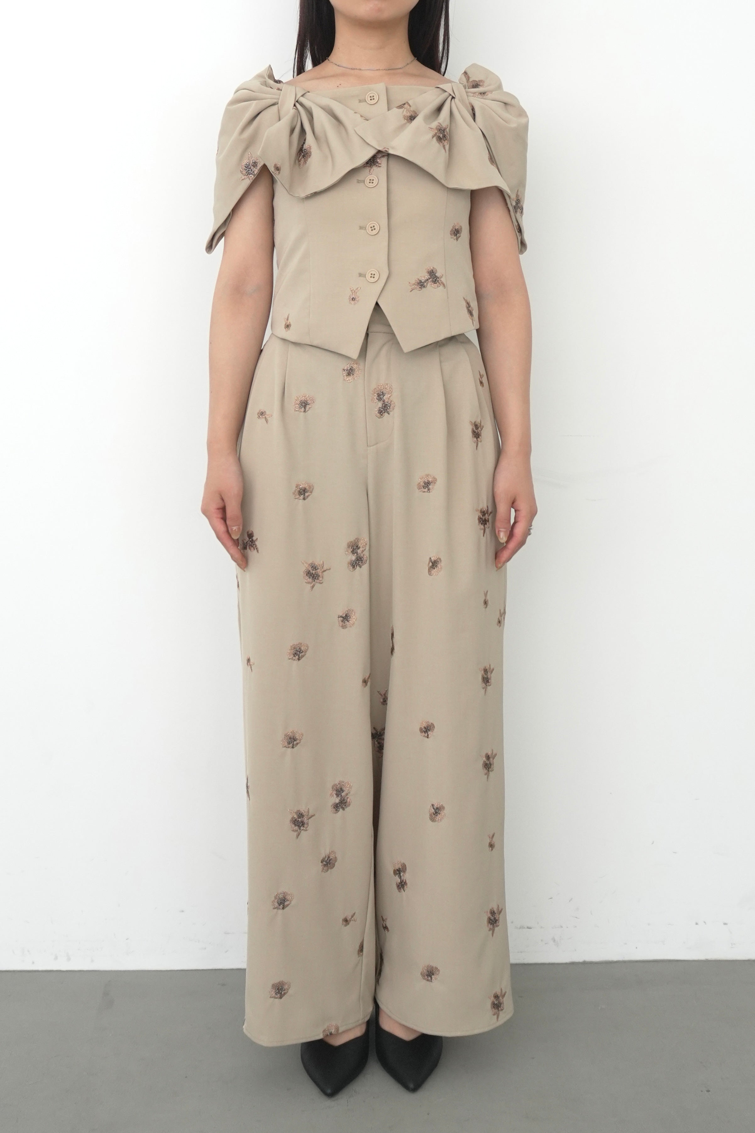 model:159cm size:S color:ベージュ