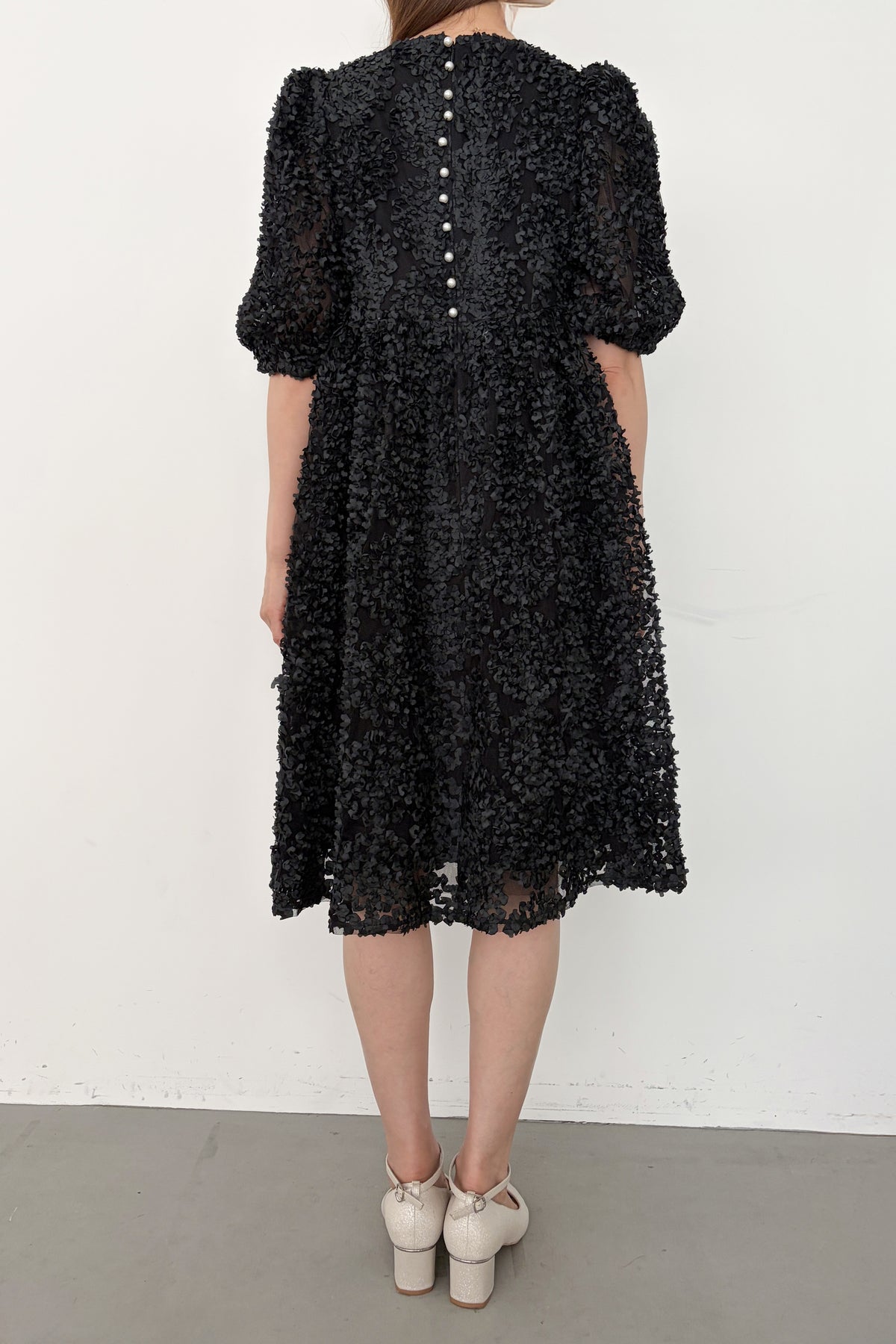 model:164cm size:M/Short color:ブラック