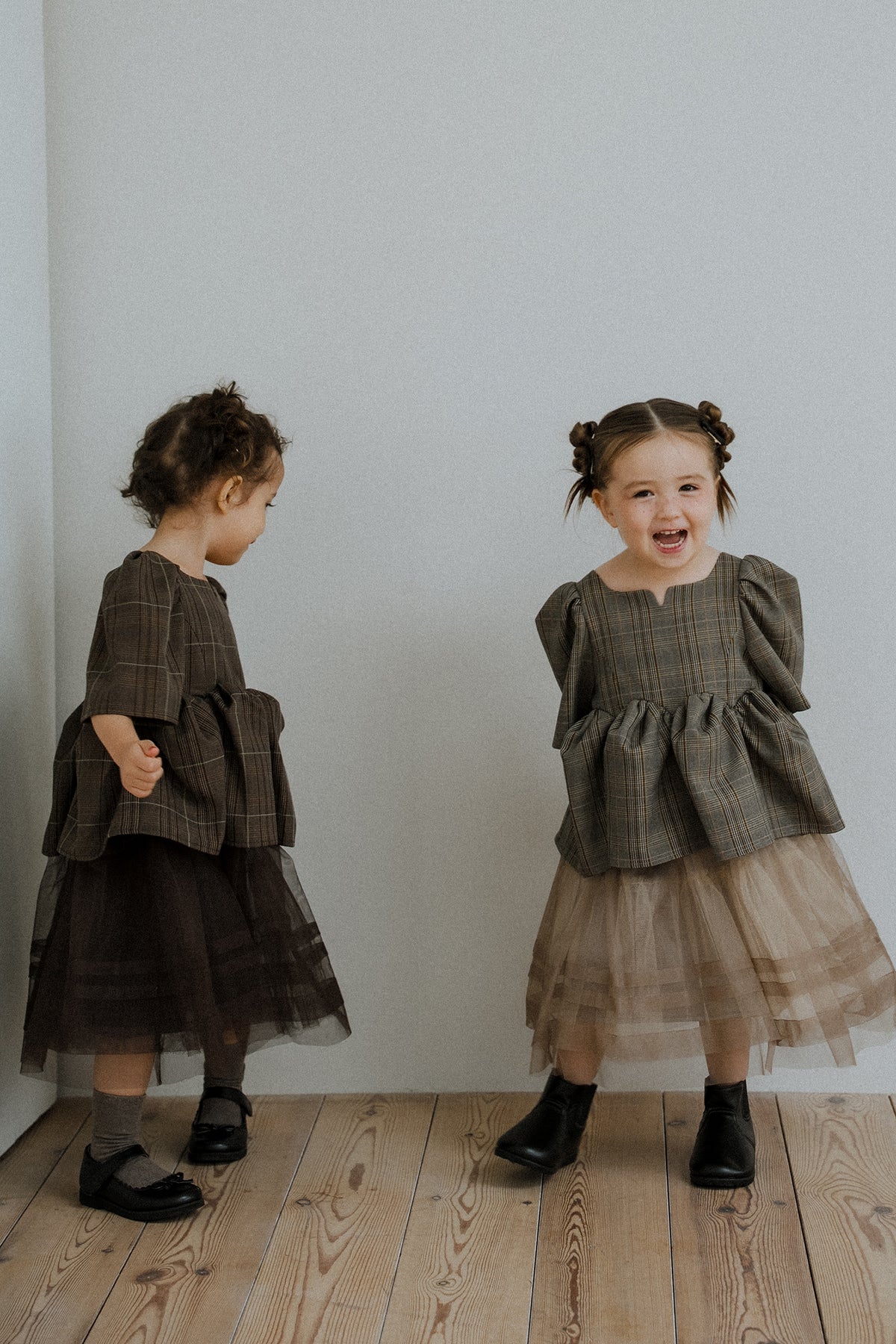 1157 Gren check tulle Dress kids