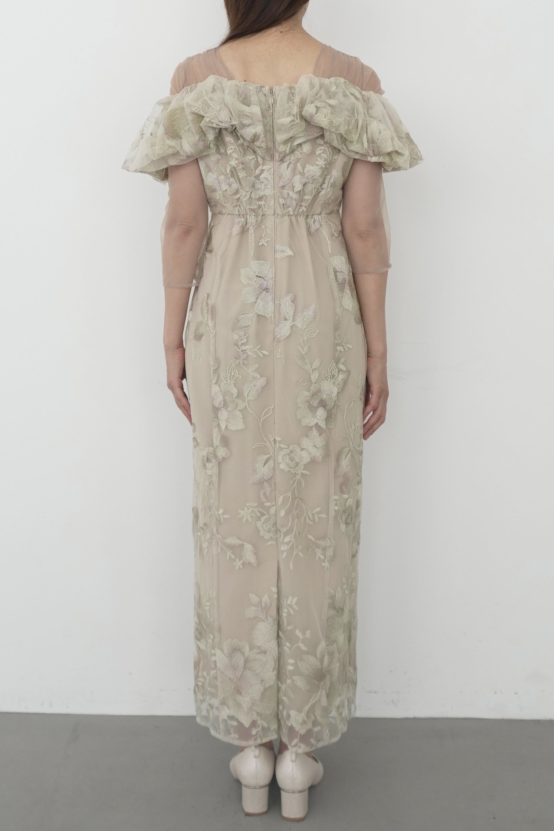 model:164cm size:L color:ベージュ