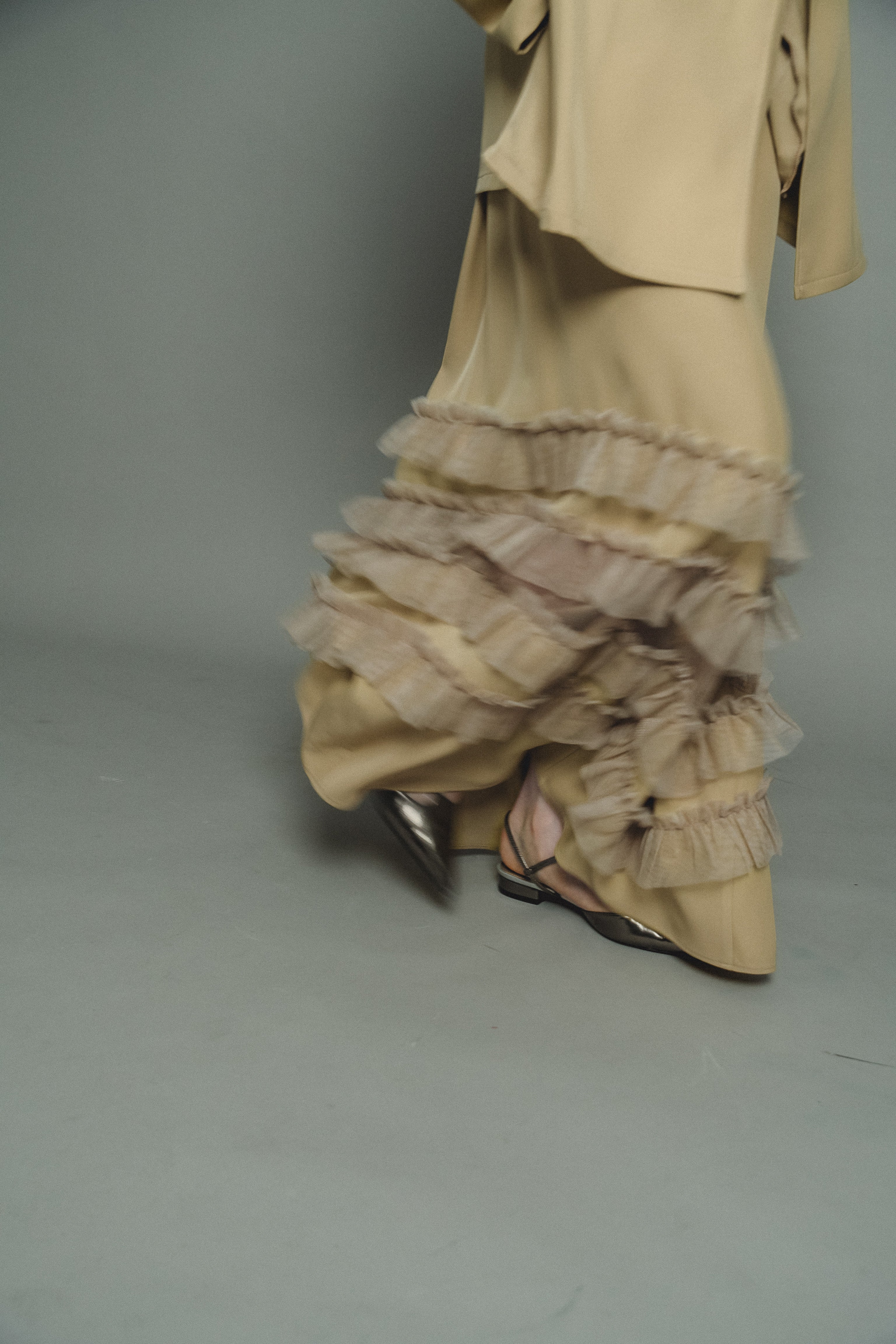 934 Transparent hem setup dress
