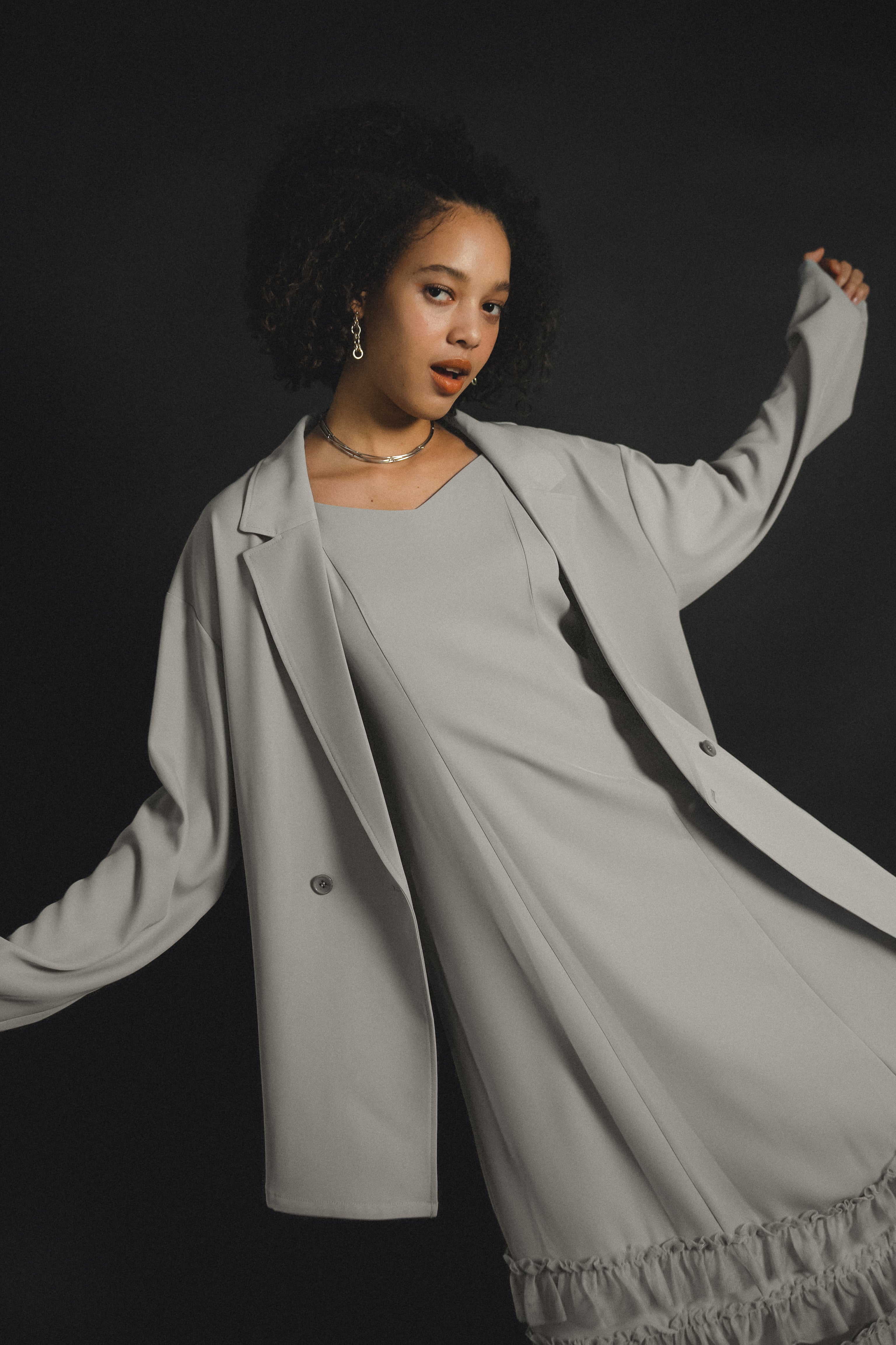 934 Transparent hem setup dress