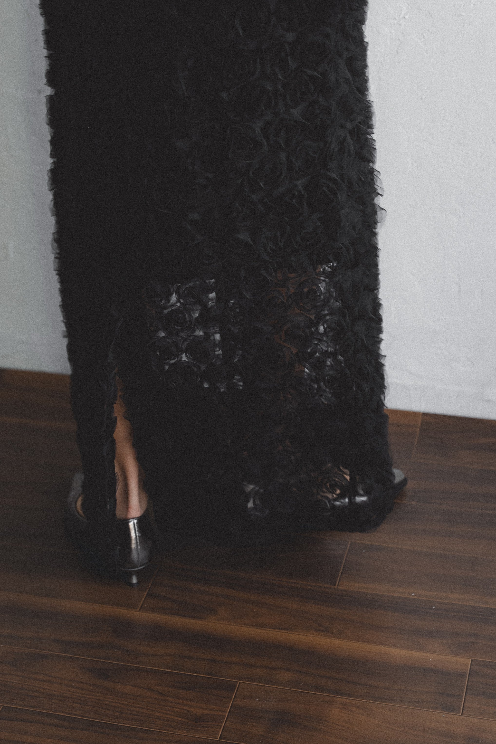 987 Sleek Metallic Pumps