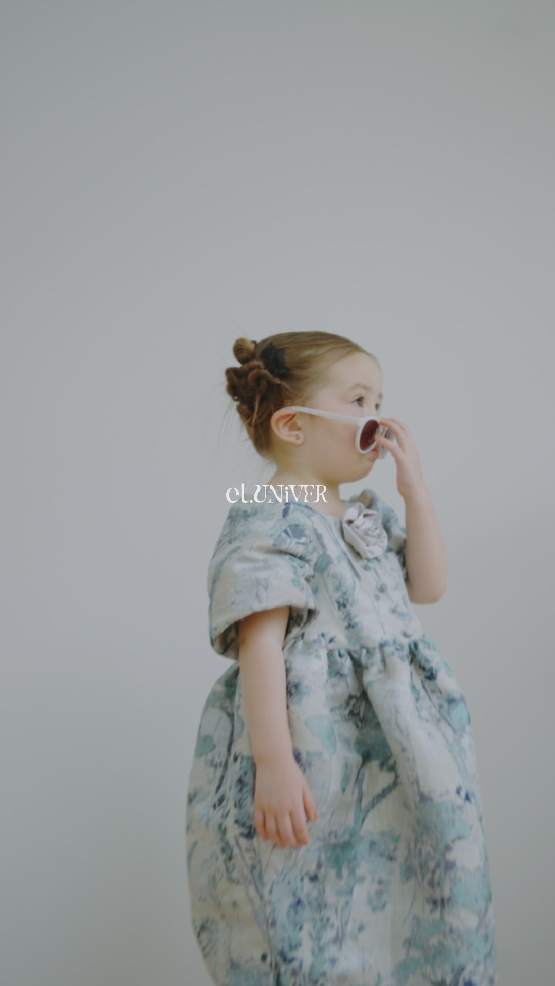 ビデオをロード: 1157 Gren check tulle Dress kids