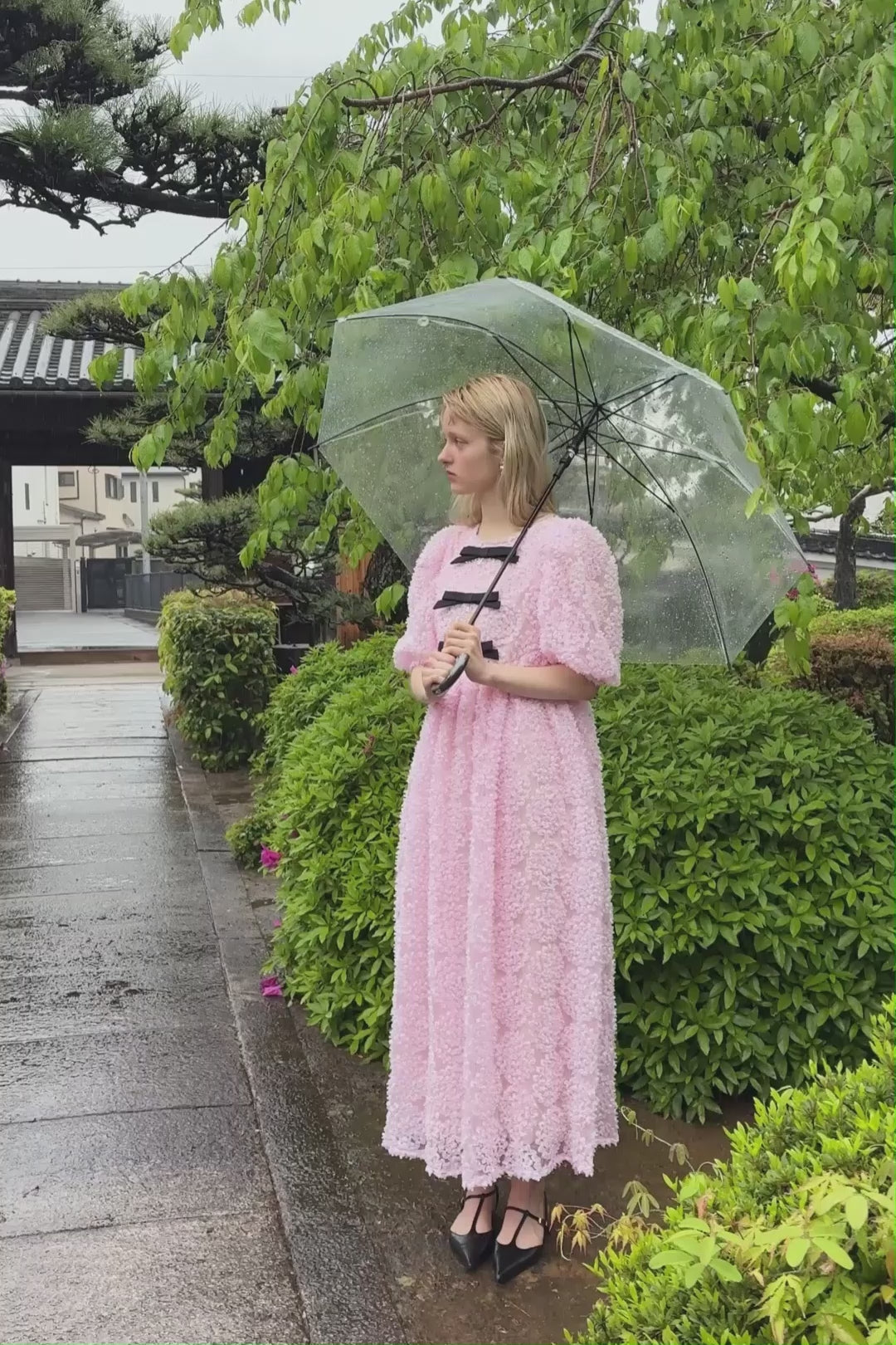 ビデオをロード: 1107 Baloom ribbon dress